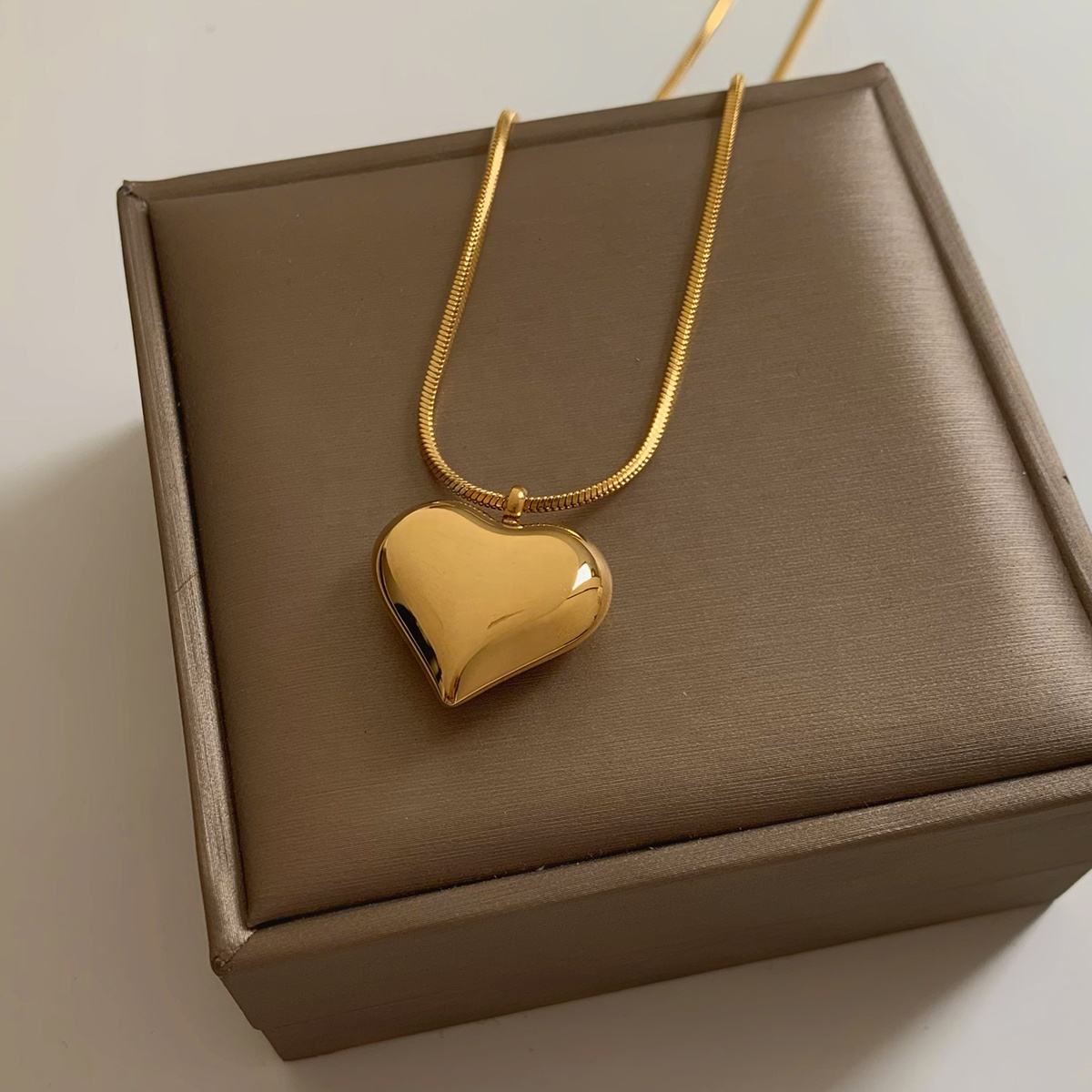 Heart pendant