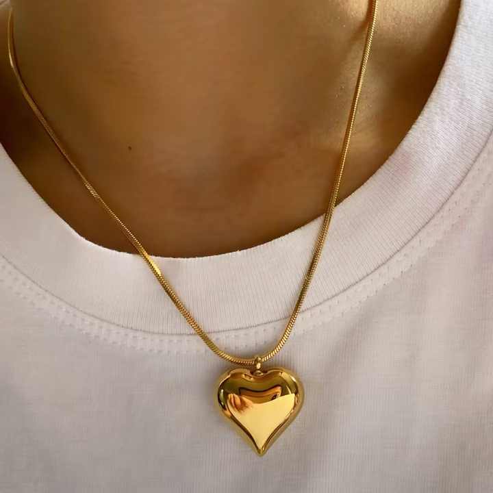 Heart pendant